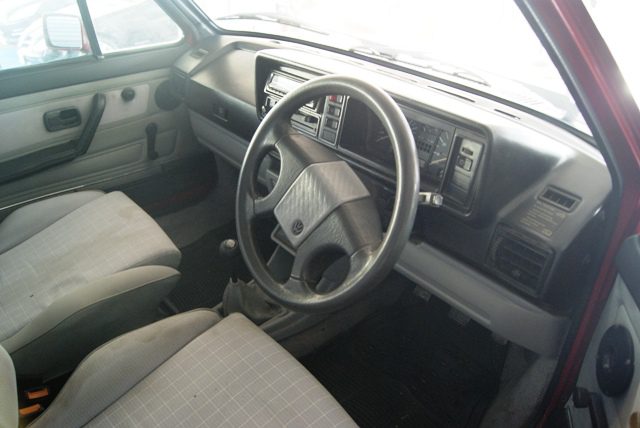 #2802-VW GOLF GTI