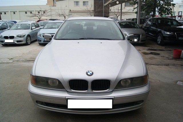 #3228-BMW 520i