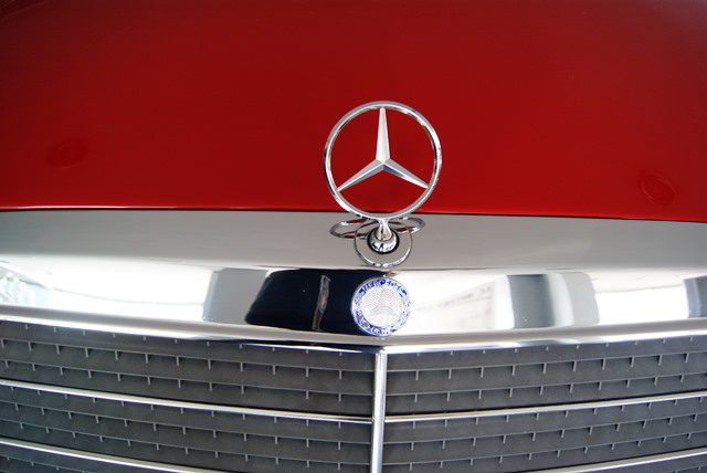 MERCEDES COUPE