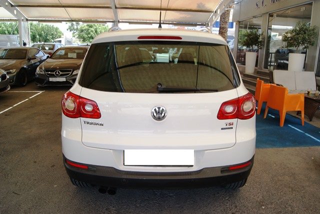 #3363-Volkswagen Tiguan