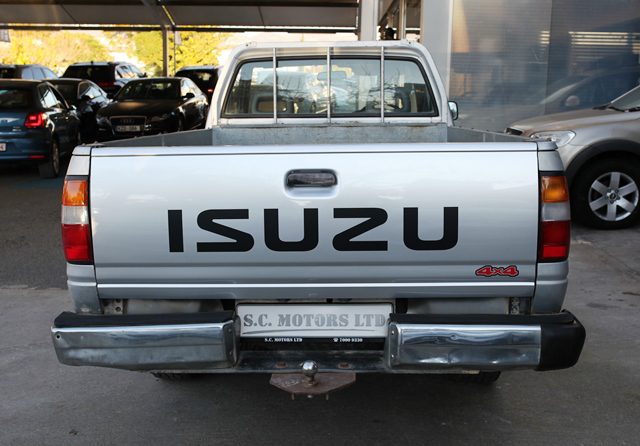 ISUZU TFS54 PICK-UP